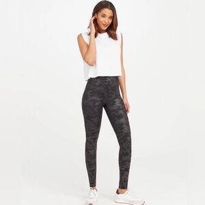 Spanx Women's Black Camo Faux Leather Leggings HighRise TummyControl Size Small